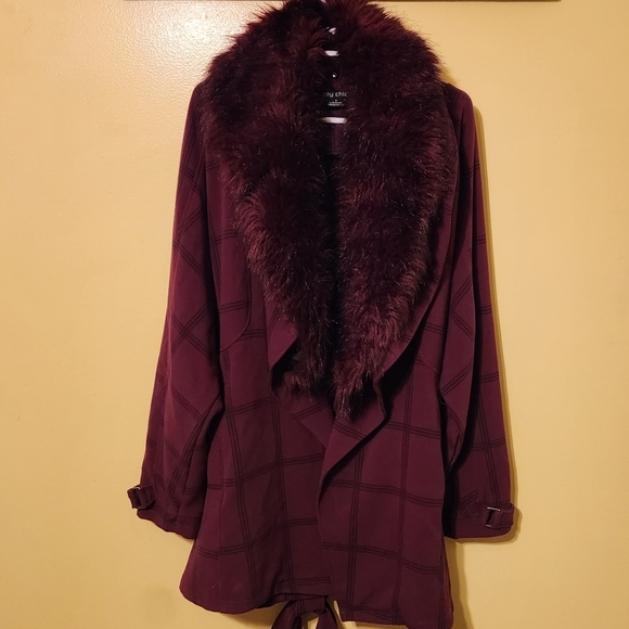 City Chic Berry plaid coat. Wrap around with belt. Size S. Polyester. Faux fur - Picture 1 of 1